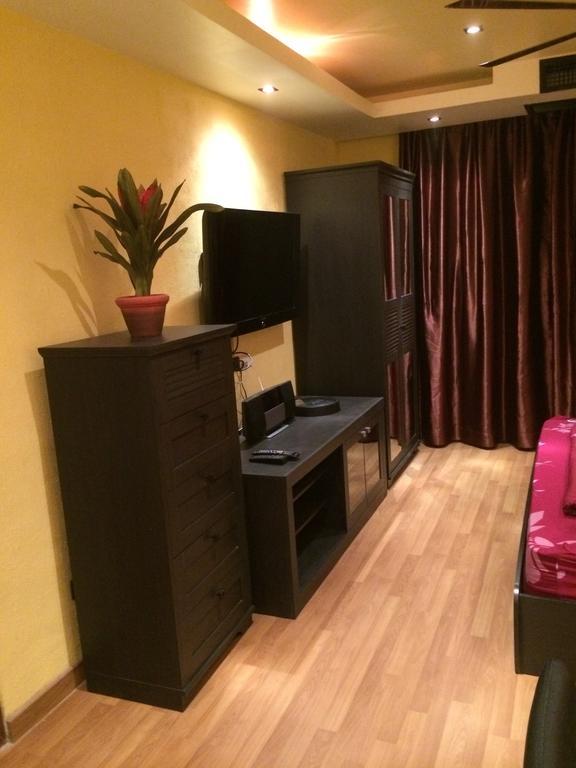 Neo A302 And A303 Apartment